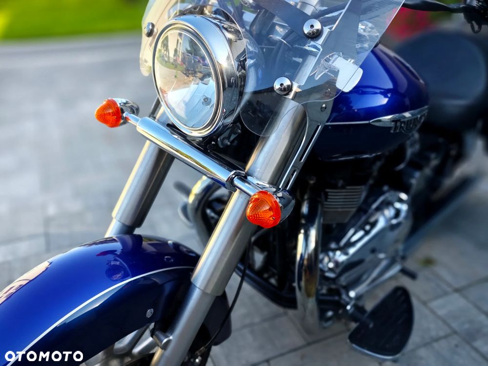 Triumph America - 22