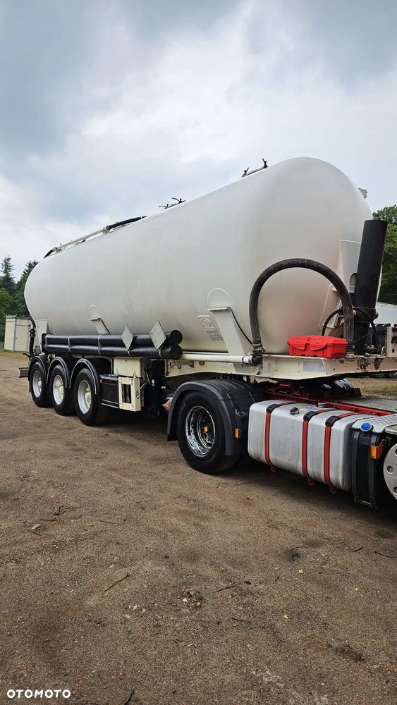 Feldbinder KIP 42.3 - 2