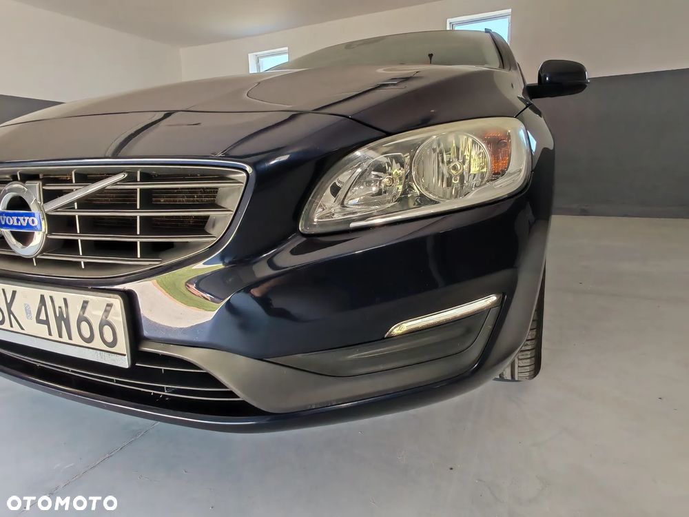 Volvo V60 D2 Drive-E Kinetic - 4