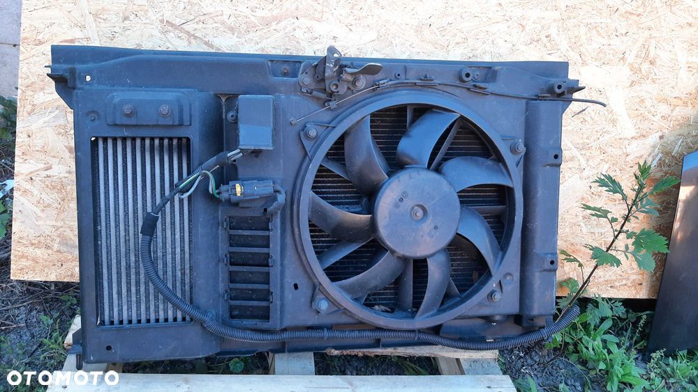 pas przedni kompletny Peugeot 307 HDI   01-05 - 1