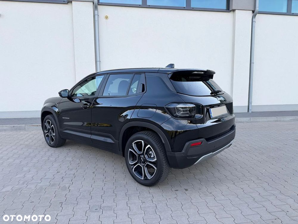 Jeep Avenger 1.2 T3 mHEV Summit Winter Edition FWD eDCT6 - 9