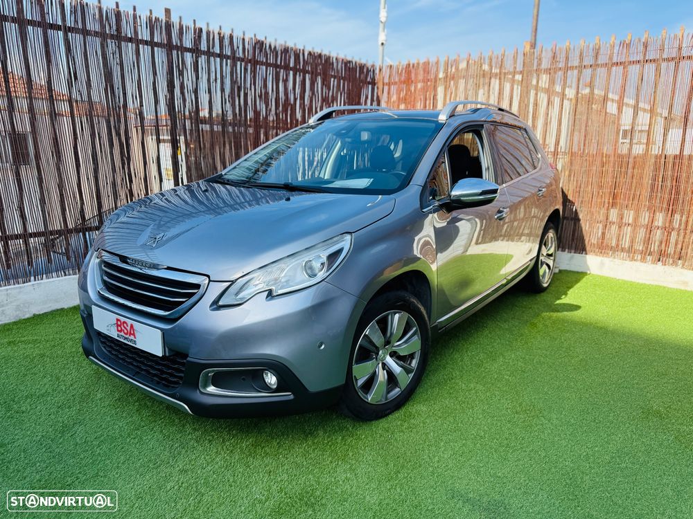 Peugeot 2008 1.2 PureTech Allure - 3