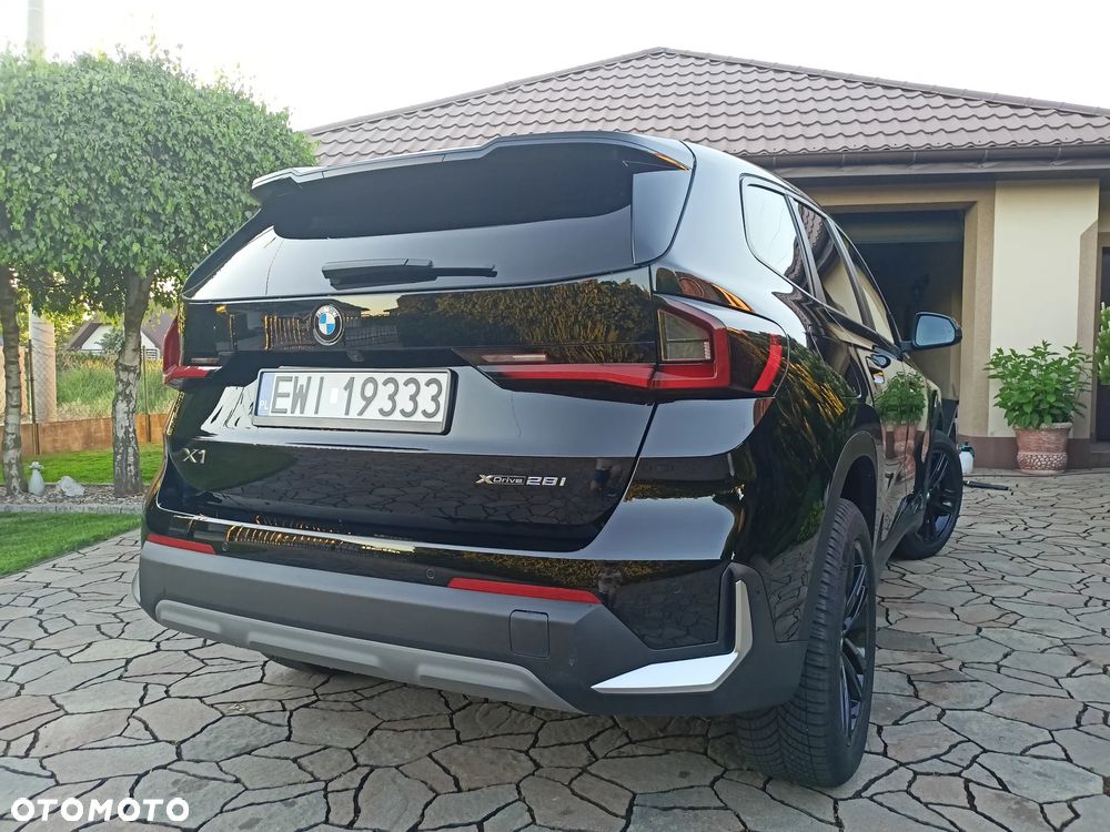 BMW X1 - 24