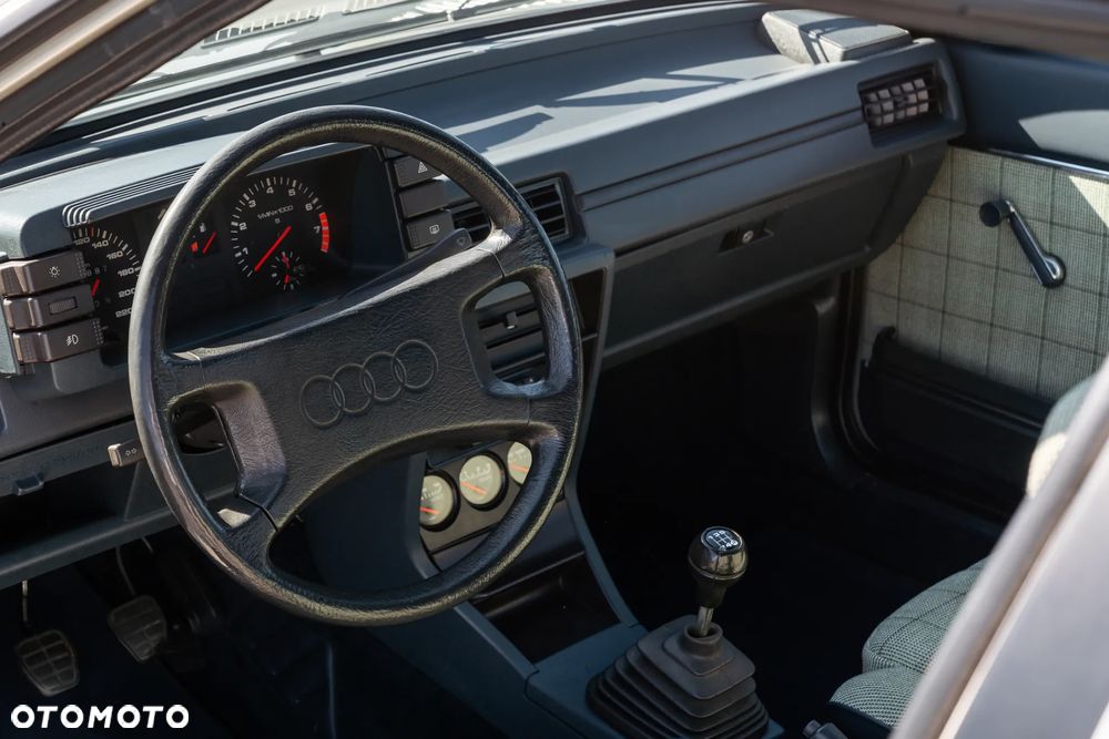 Audi Coupe 2.0 GT - 20