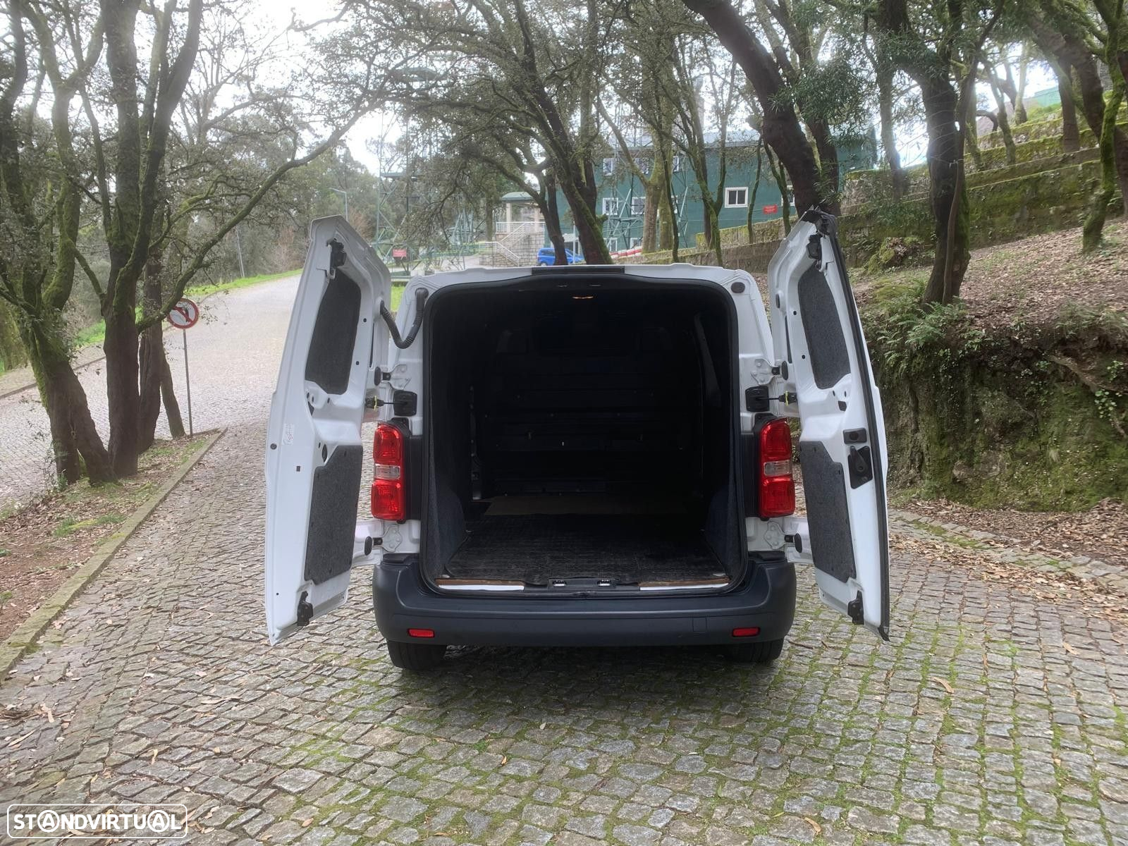 Citroën Jumpy 1.6 BlueHDi M - 13