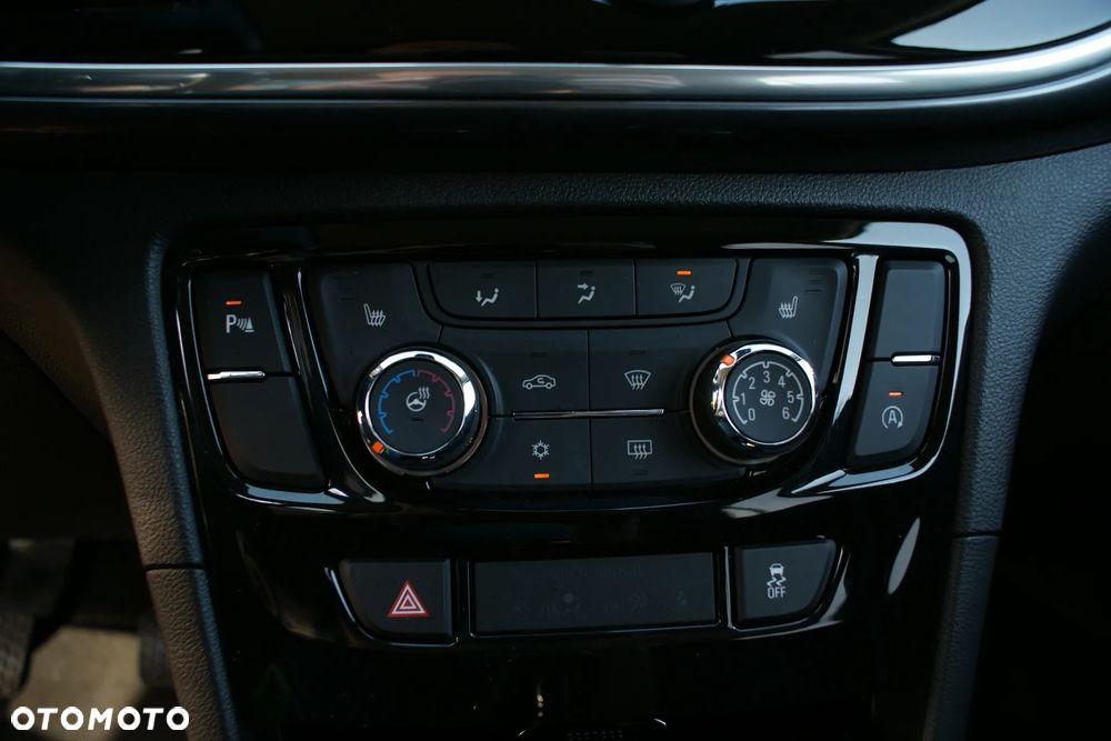 Opel Mokka X 1.6 CDTI Design Line S&S - 14