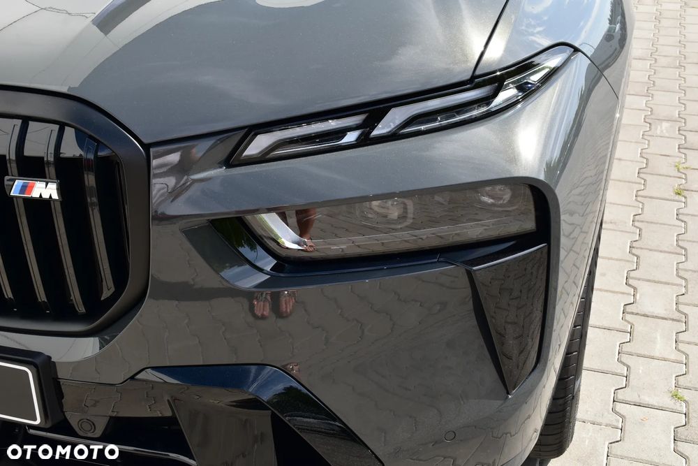 BMW X7 M60i xDrive mHEV sport - 8