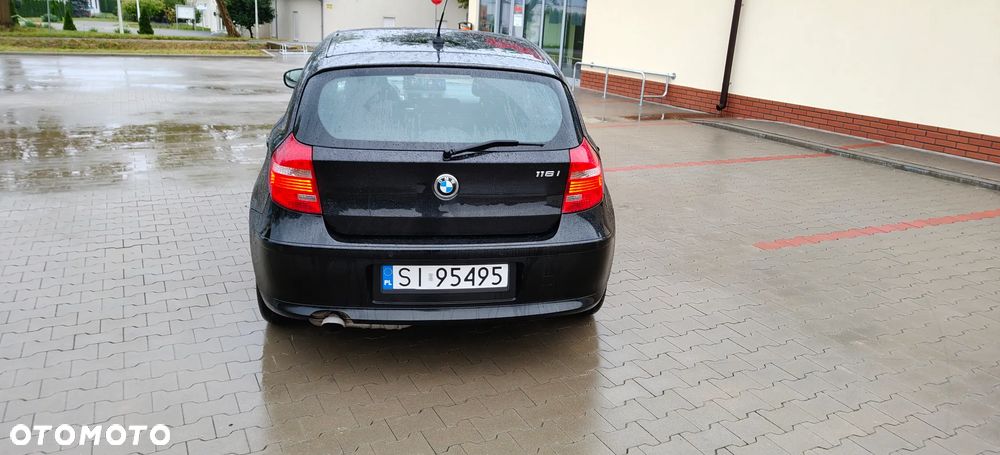 BMW Seria 1 116i - 3
