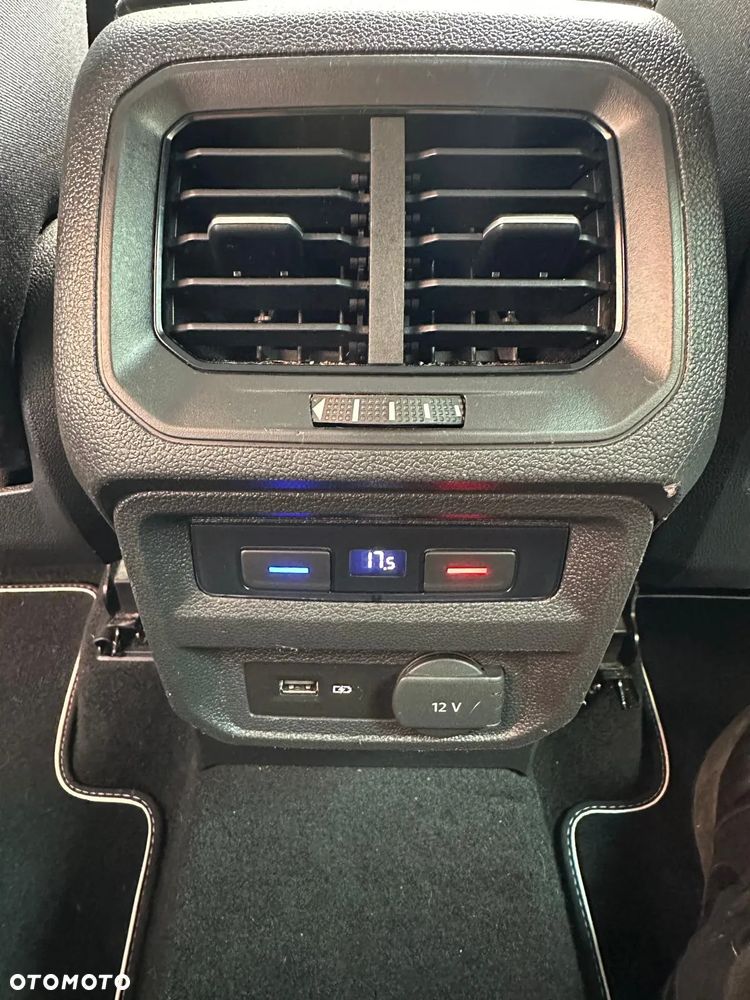 Volkswagen Tiguan - 15