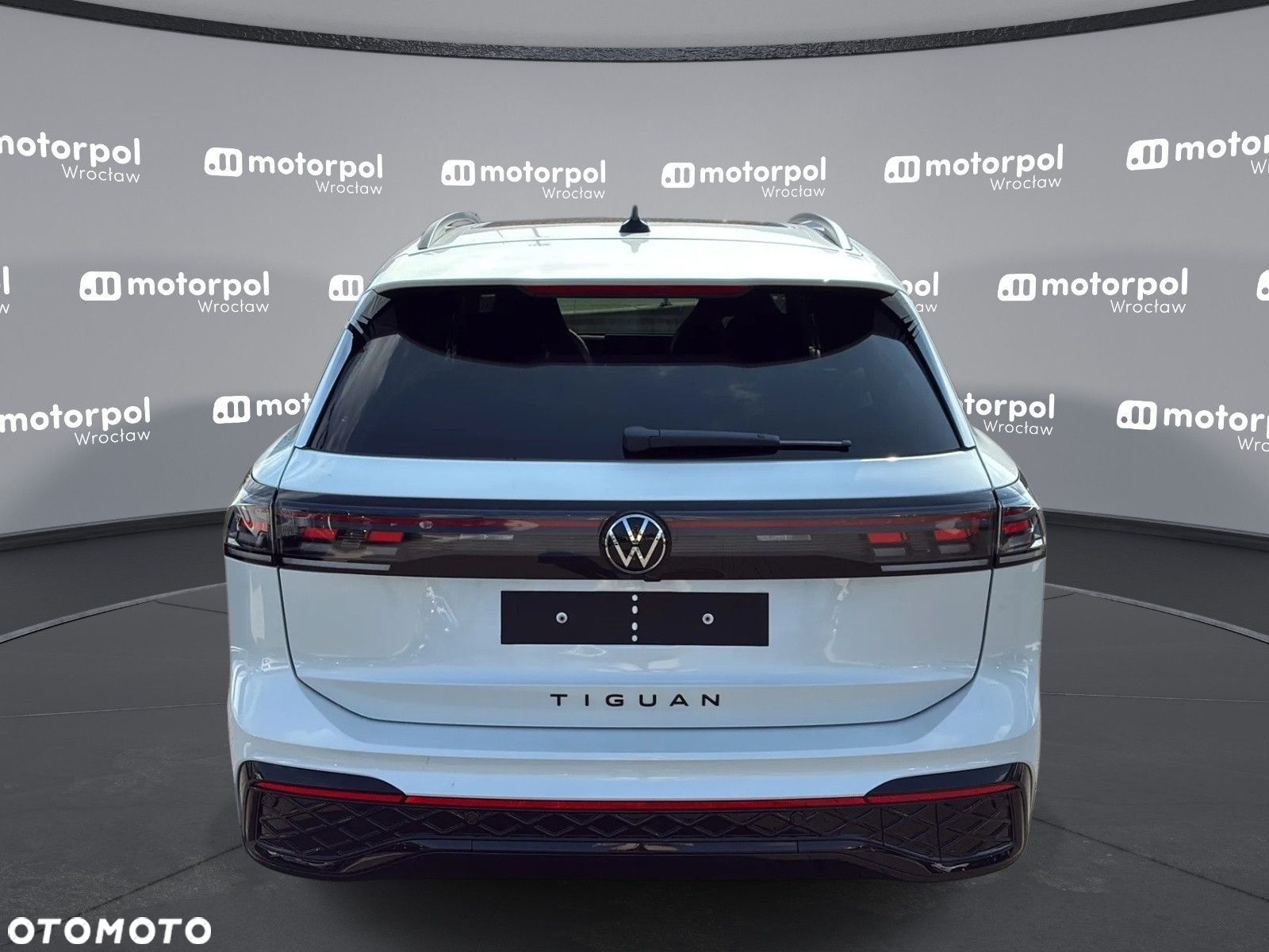 Volkswagen Tiguan - 9