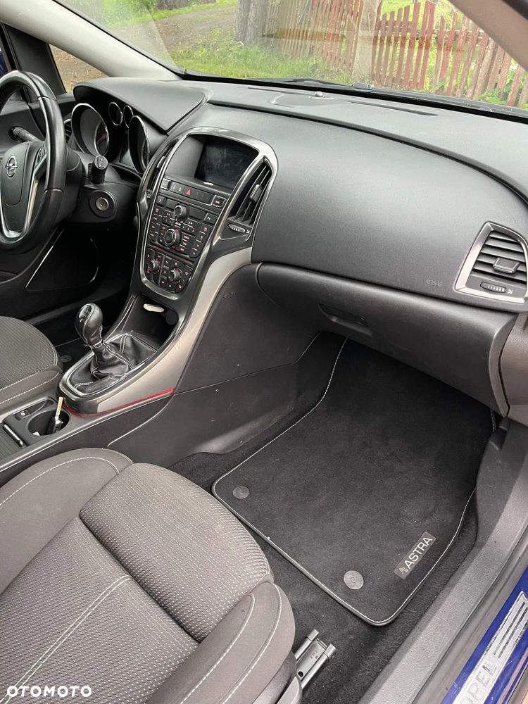 Opel Astra 2.0 CDTI Cosmo - 19