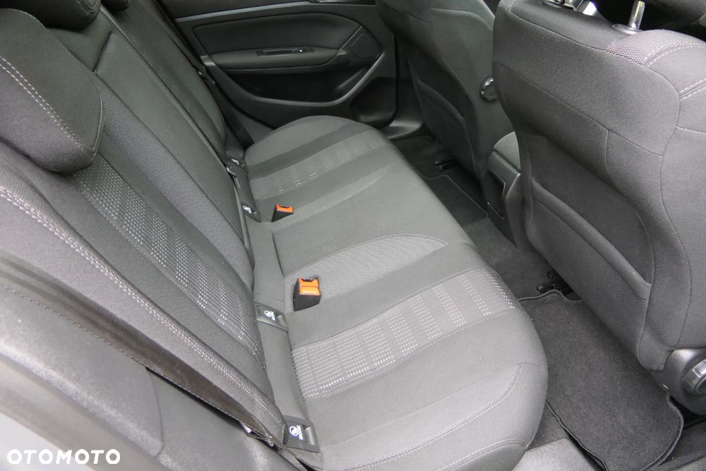 Peugeot 308 1.6 BlueHDi Business Line S&S - 28