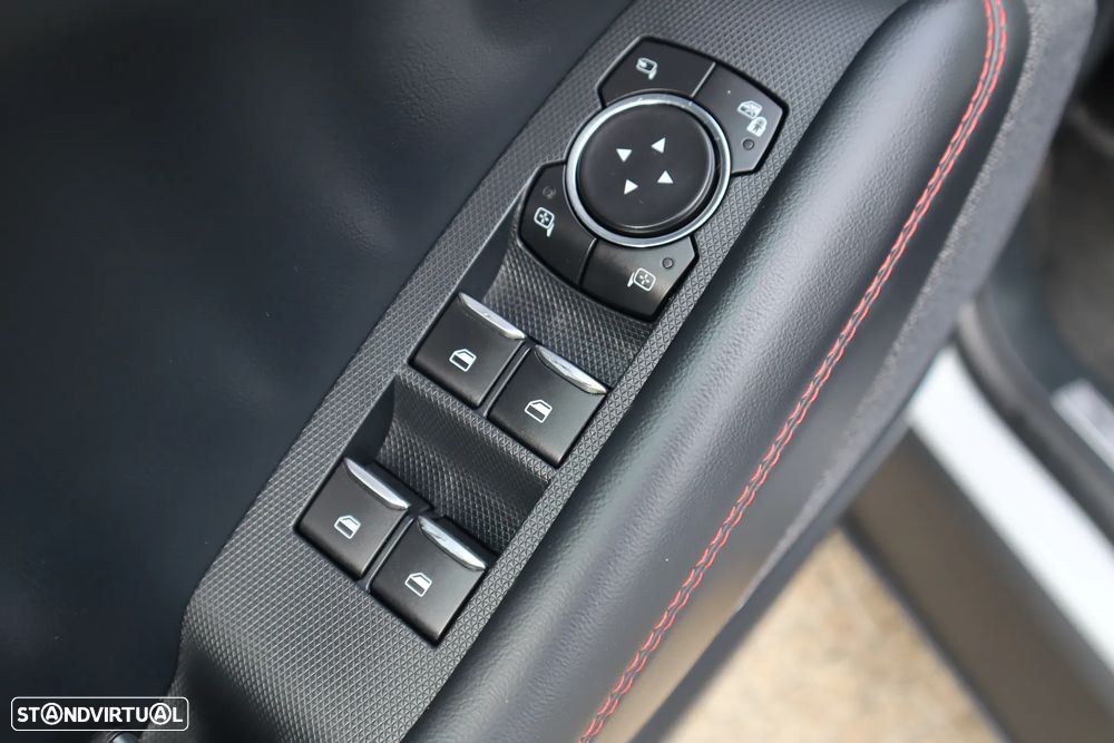 Ford Mustang Mach-E Premium AWD - 17