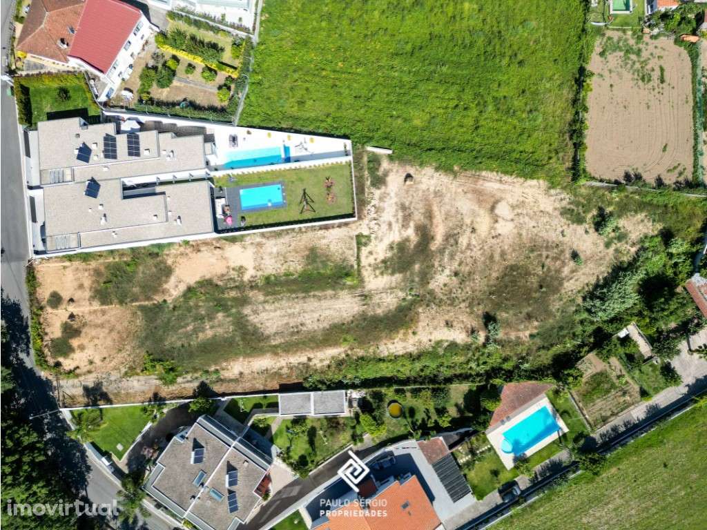 Terreno aprovado para 2 moradias térreas - Vila Nova Gaia - Grande imagem: 2/6