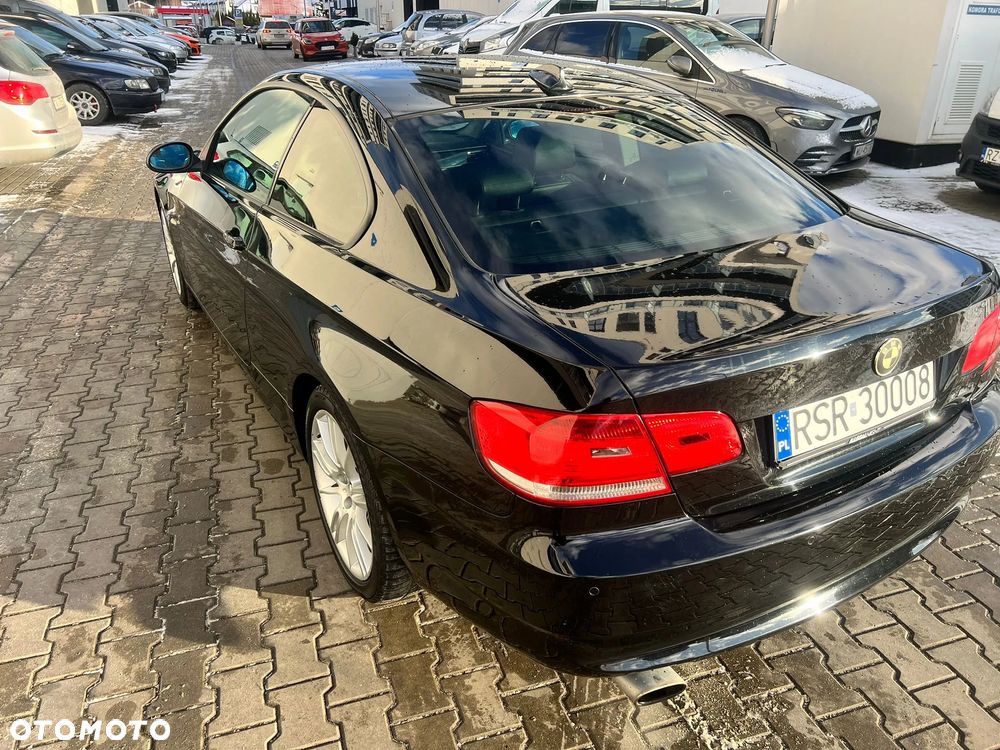 BMW Seria 3 320i - 24
