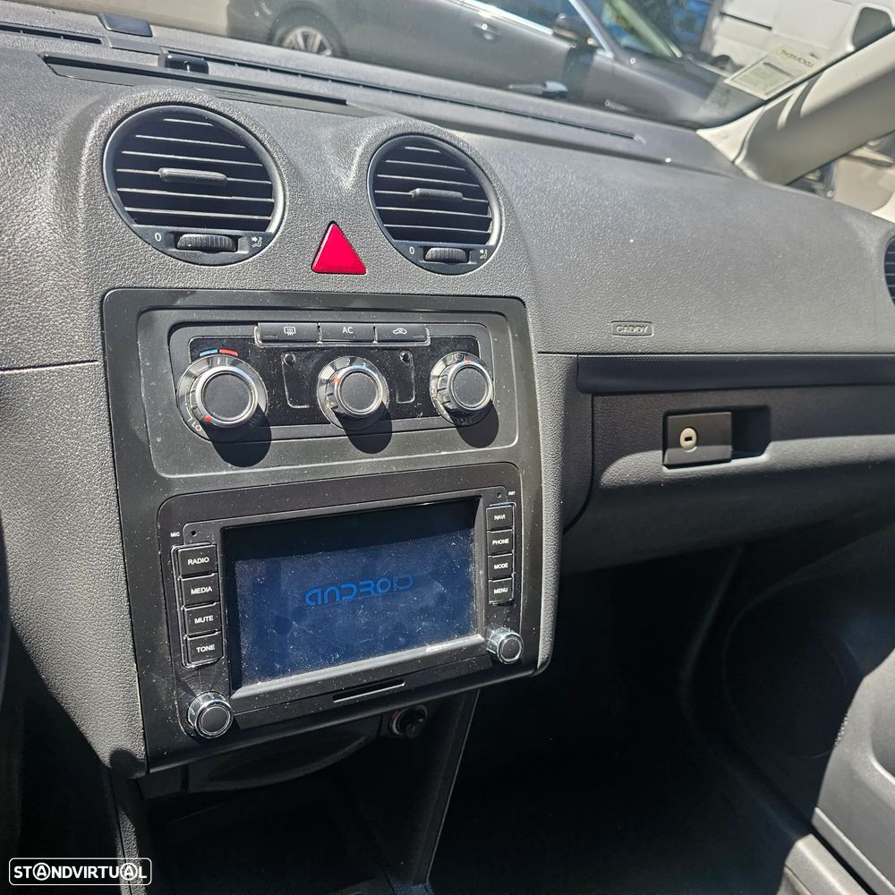 VW Caddy - 22