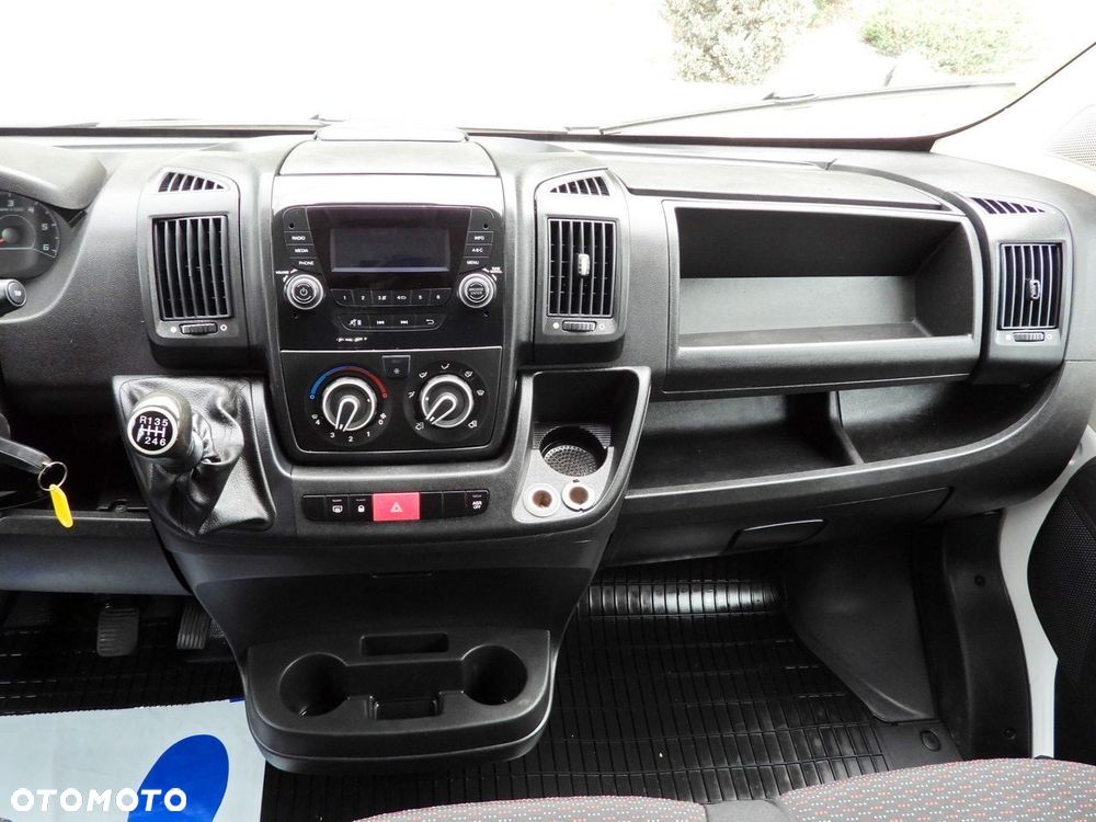 Peugeot BOXER SKRZYNIA PODWÓJNA KABINA DOKA 7 MIEJSC TEMPOMAT KLIMATYZACJA  140KM - 29