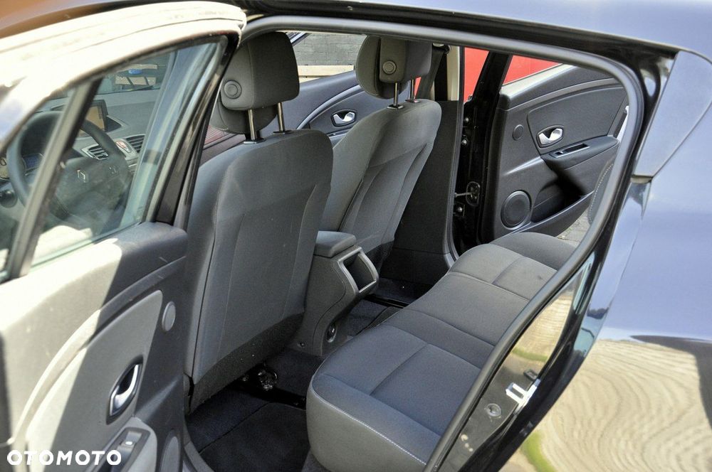 Renault Megane 1.6 16V 110 Authentique - 16