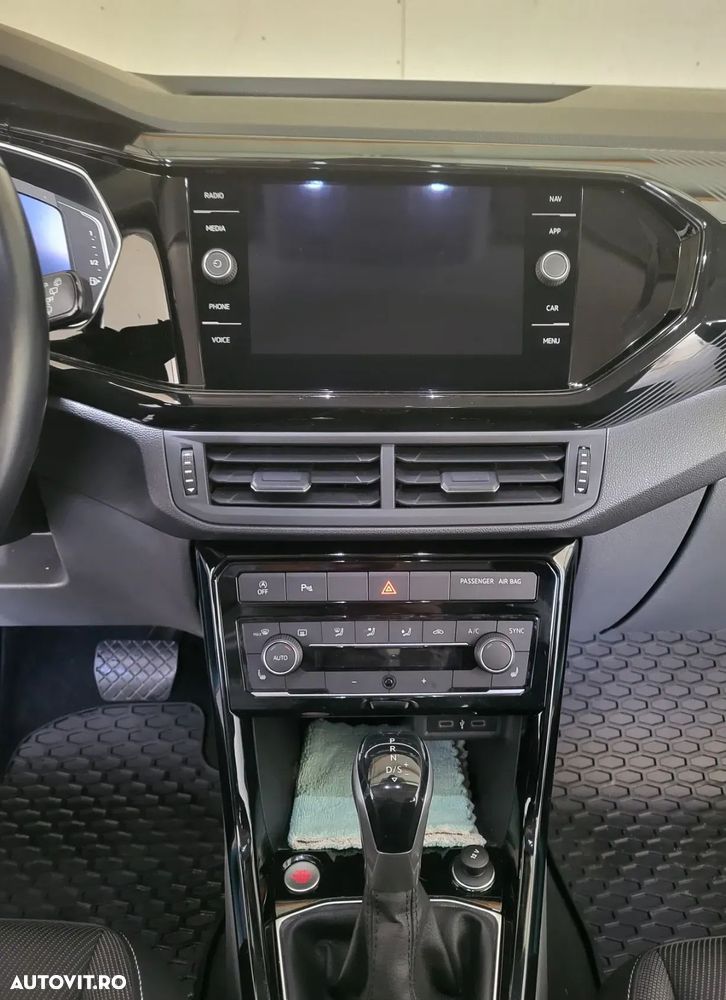 Volkswagen T-Cross 1.5 TSI DSG Life - 5