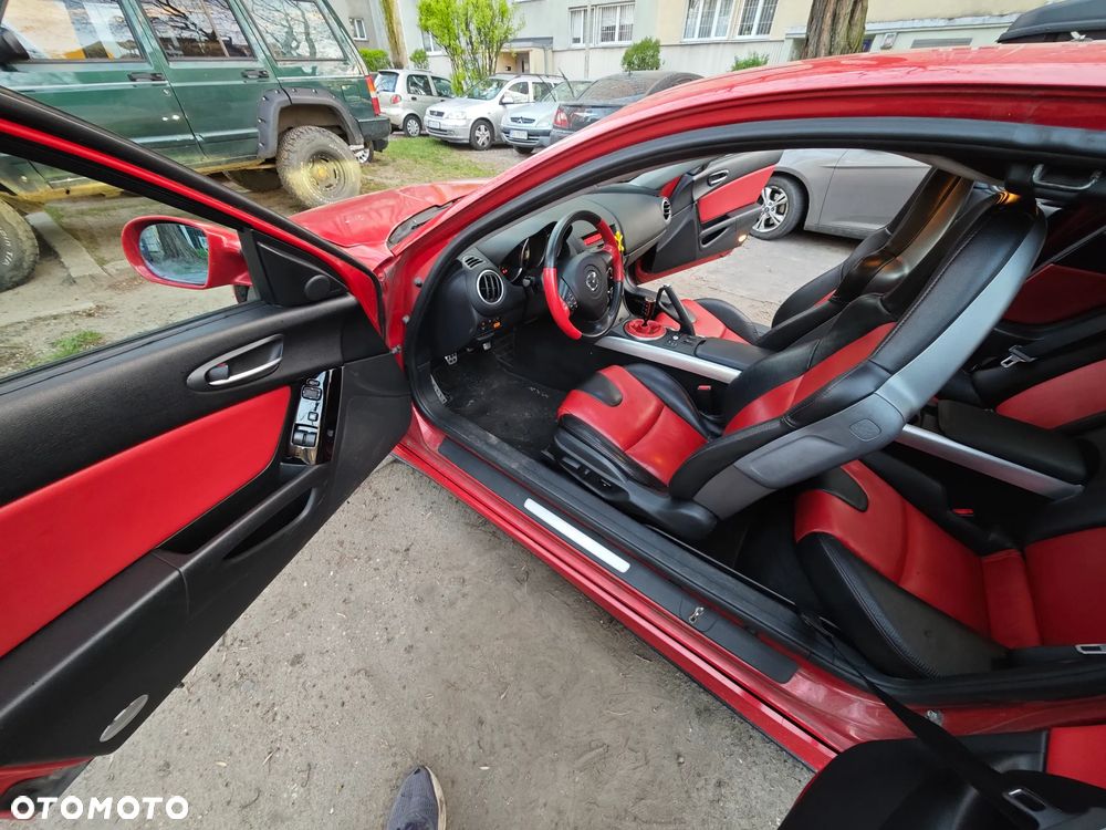 Mazda RX-8 - 12