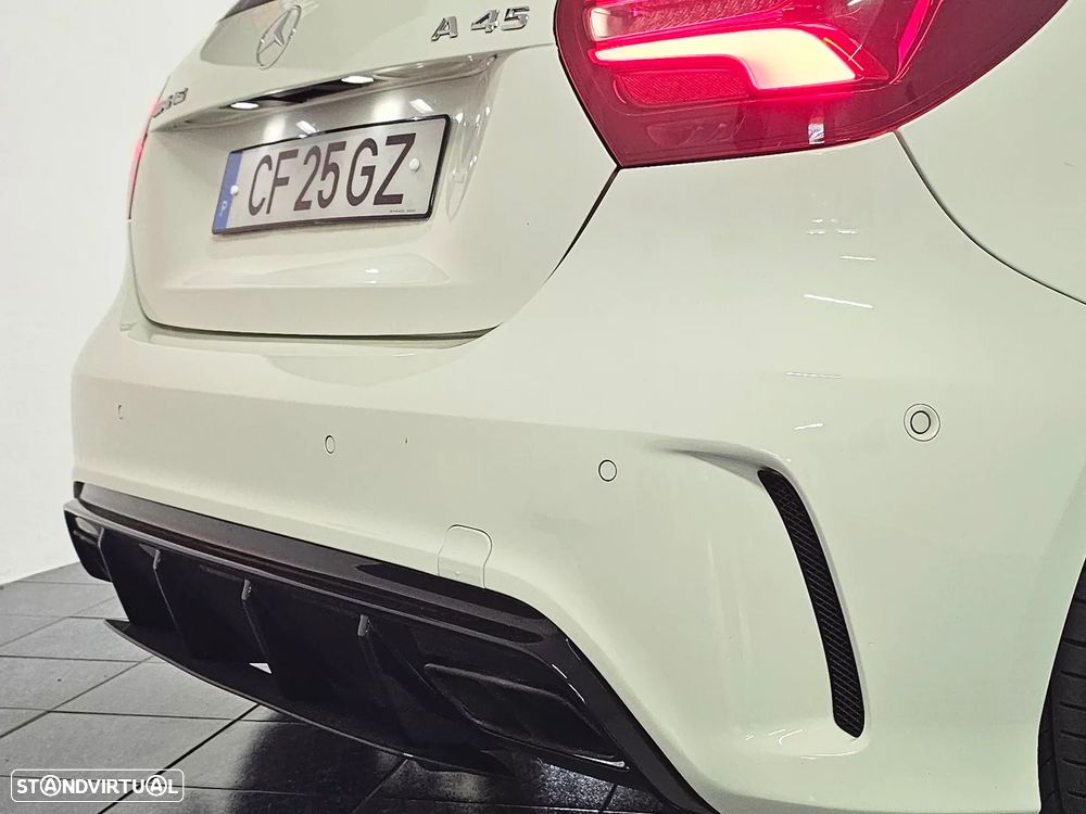 Mercedes-Benz A 45 AMG 4Matic Speedshift 7G-DCT Yellow Night Edition - 7