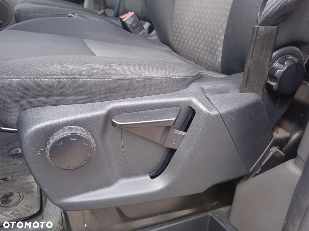 Ford Transit Custom - 28