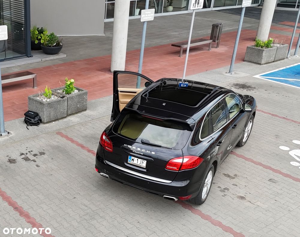 Porsche Cayenne Standard - 11