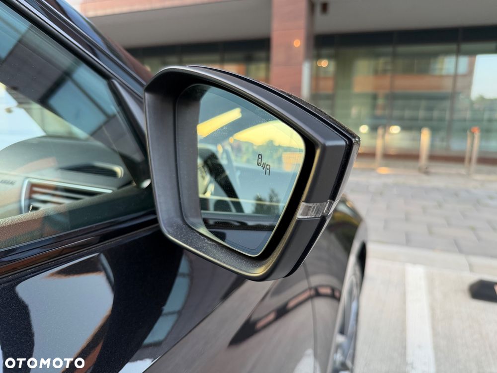 Skoda Superb 2.0 TDI Sportline DSG - 36