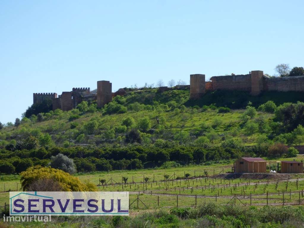 Espaçoso apartamento de 1 quarto com vistas espetaculares do Castel... - Grande imagem: 4/17