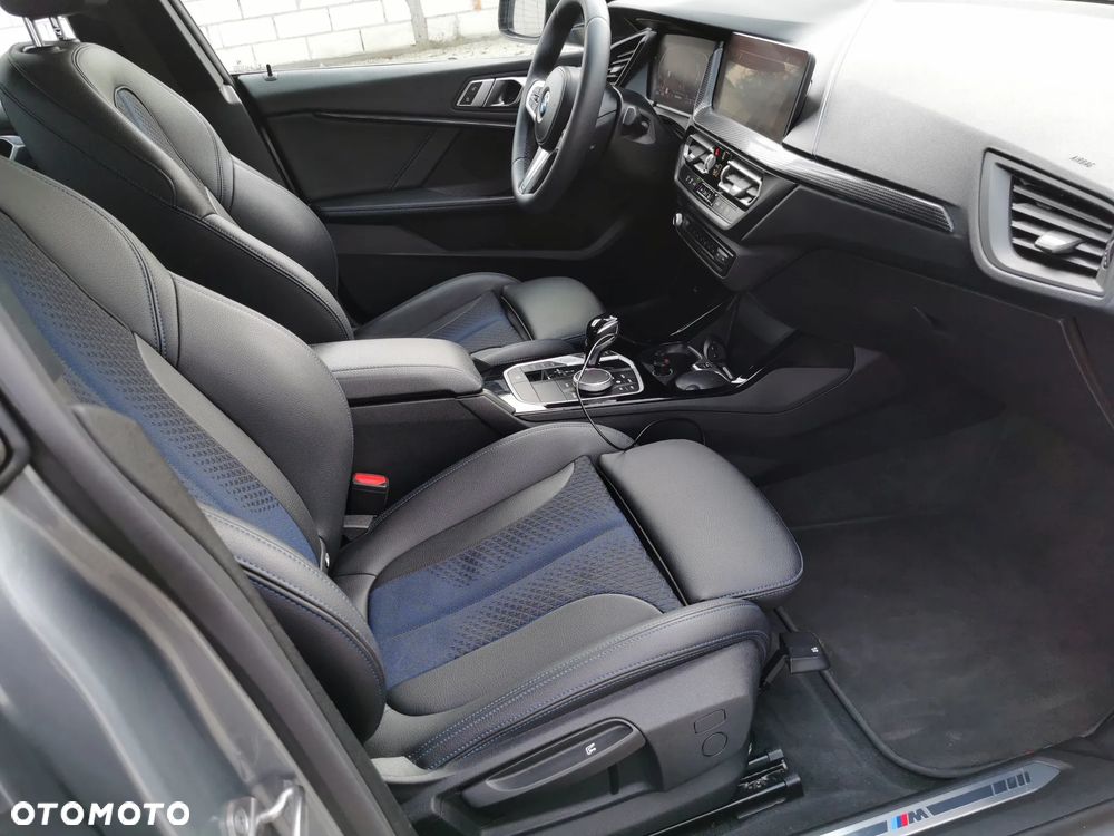 BMW Seria 2 220d M Sport - 12
