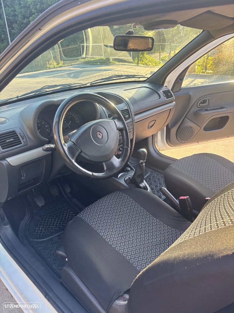 Renault Clio 1.5 dCi Dynamique - 9