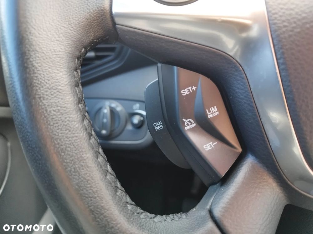 Ford Kuga 1.6 EcoBoost FWD Trend ASS - 17
