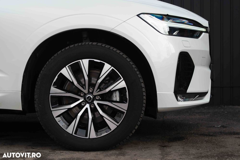 Volvo XC 60 B4 MHEV AT8 AWD R-Design - 29