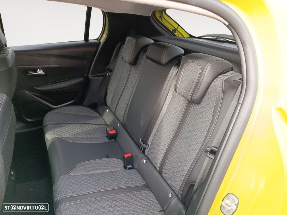 Peugeot 208 1.2 PureTech Allure - 13