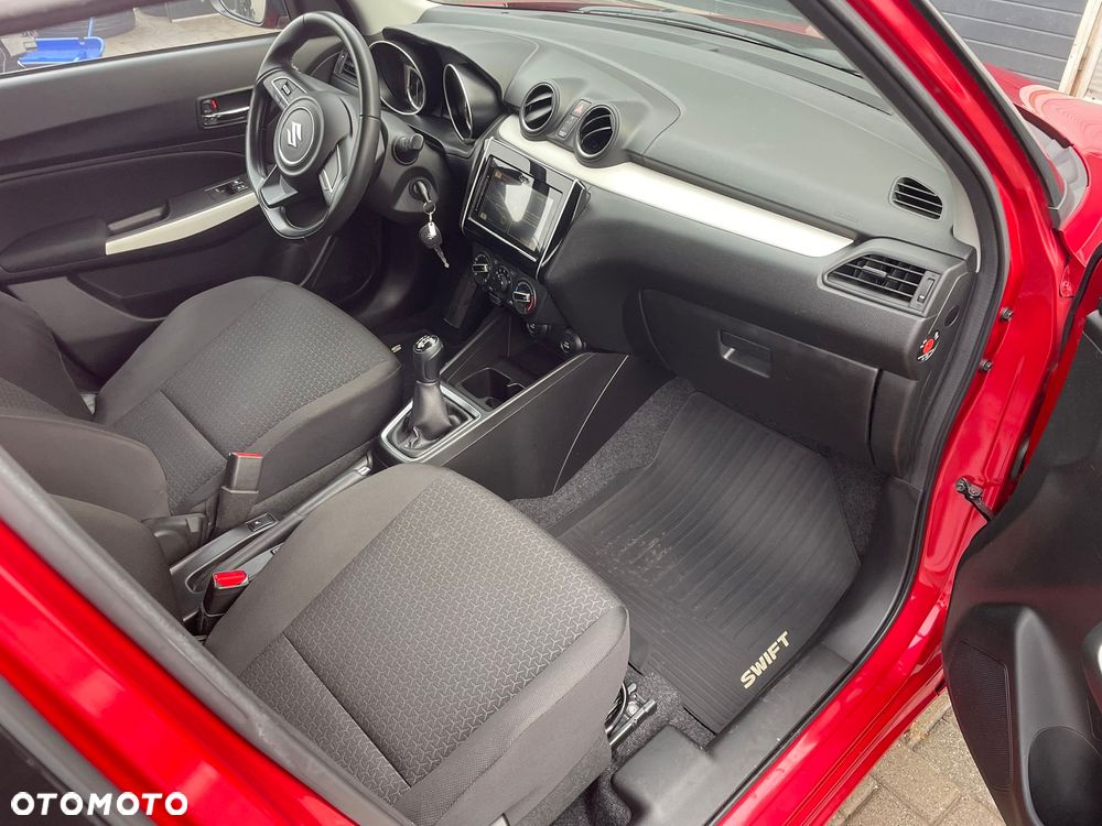 Suzuki Swift 1.2 SHVS Premium Plus - 14