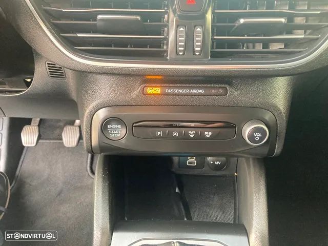 Ford Focus 1.0 EcoBoost Hybrid ACTIVE DESIGN - 28