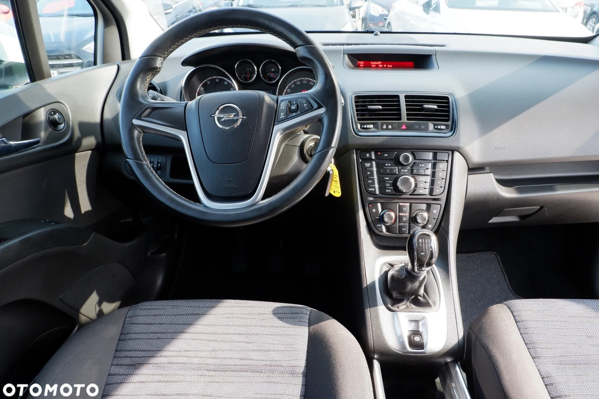Opel Meriva 1.4 T Essentia - 15