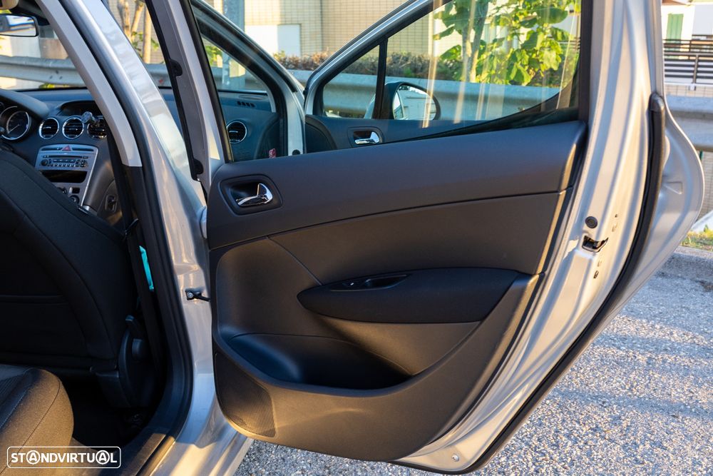 Peugeot 308 - 10