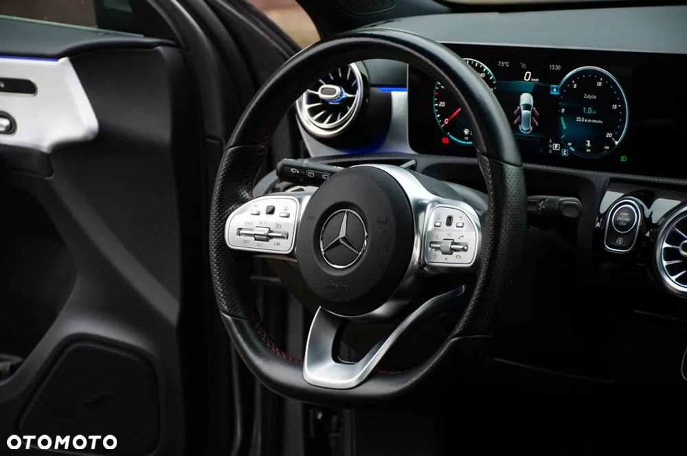 Mercedes-Benz Klasa A 180 d AMG Line 7G-DCT - 30