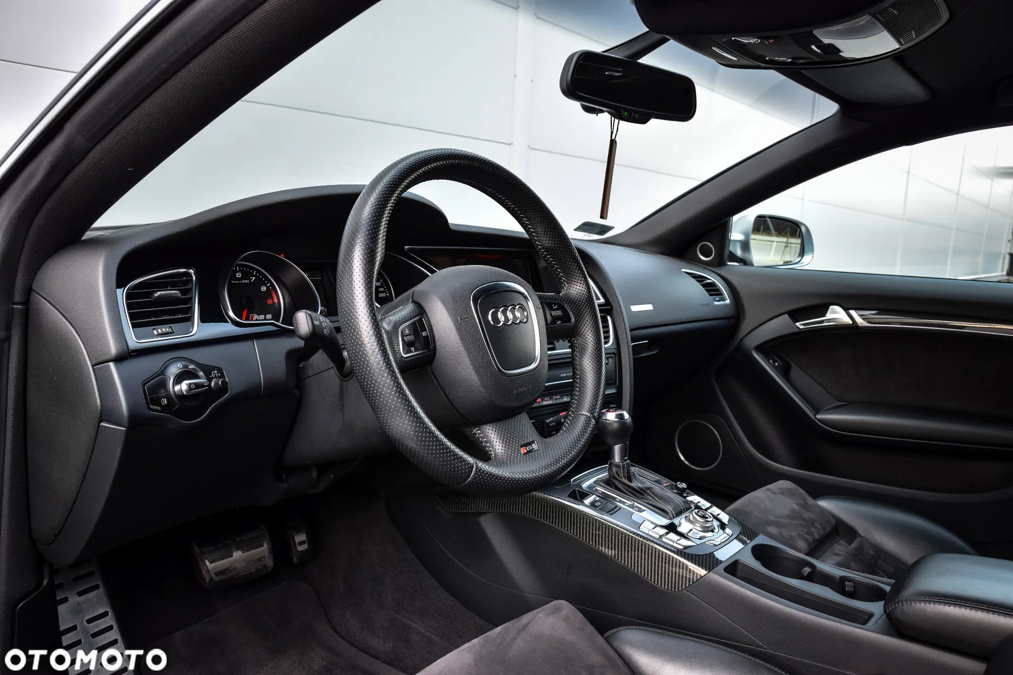 Audi RS5 S tronic - 16
