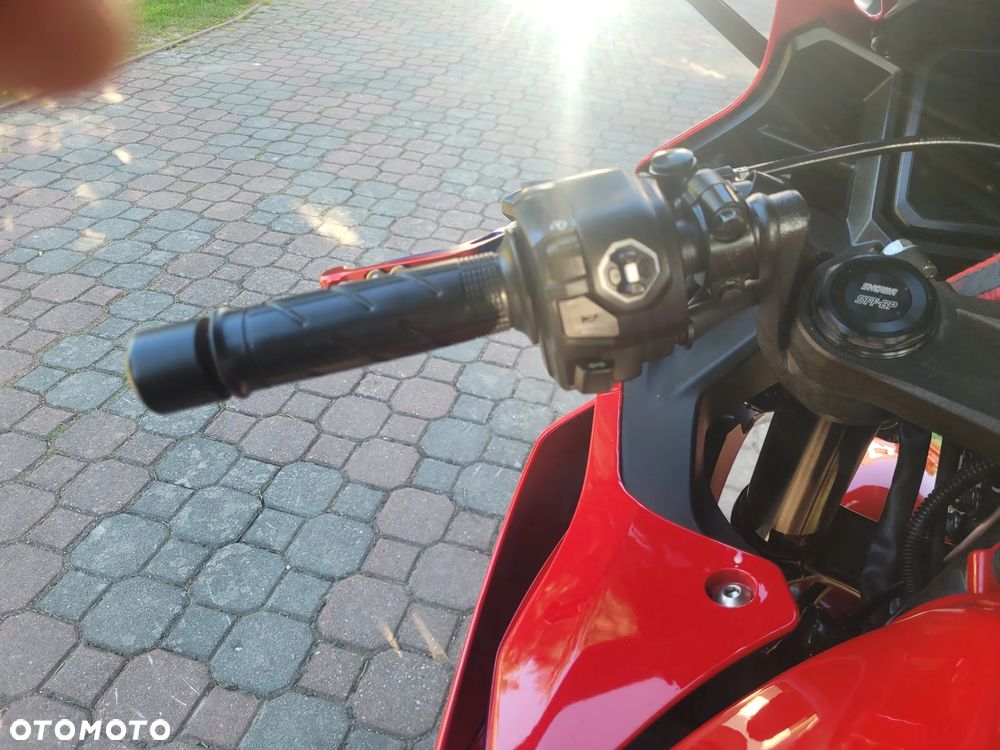 Honda CBR - 25