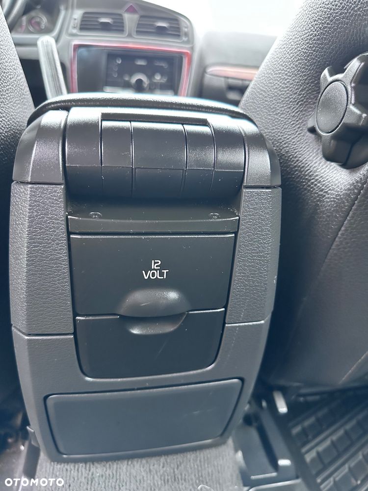 Volvo V70 - 11