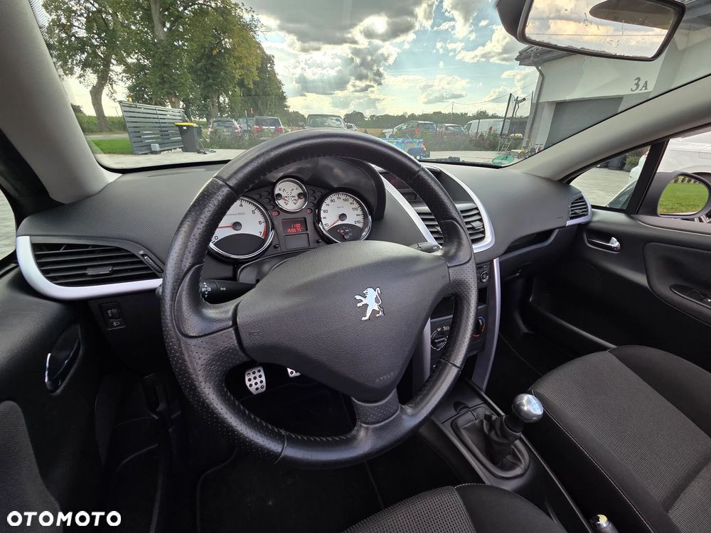 Peugeot 207 1.6 VTi Sporty - 21