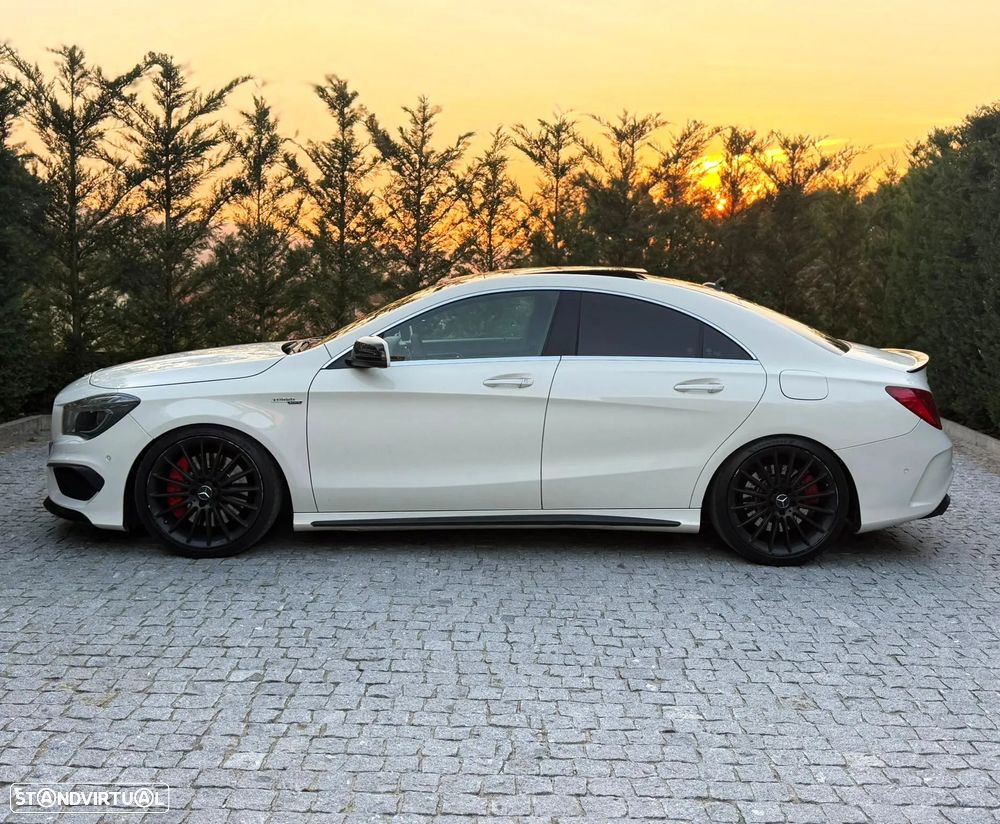 Mercedes-Benz CLA 45 AMG 4Matic Speedshift DCT 7G Night Edition - 3