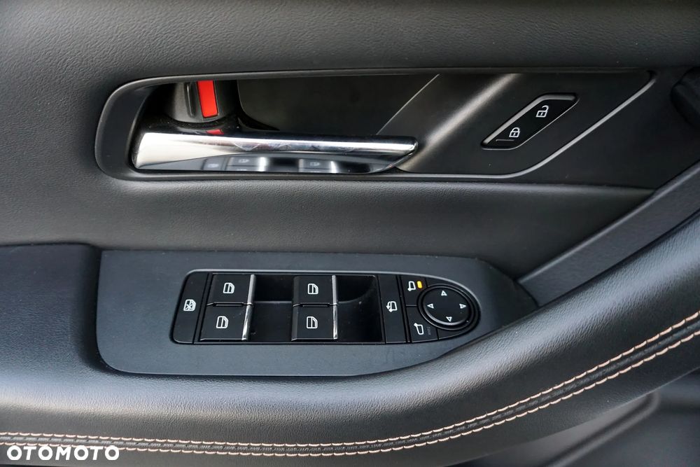 Mazda CX-60 3.3 D mHEV Homura - 10