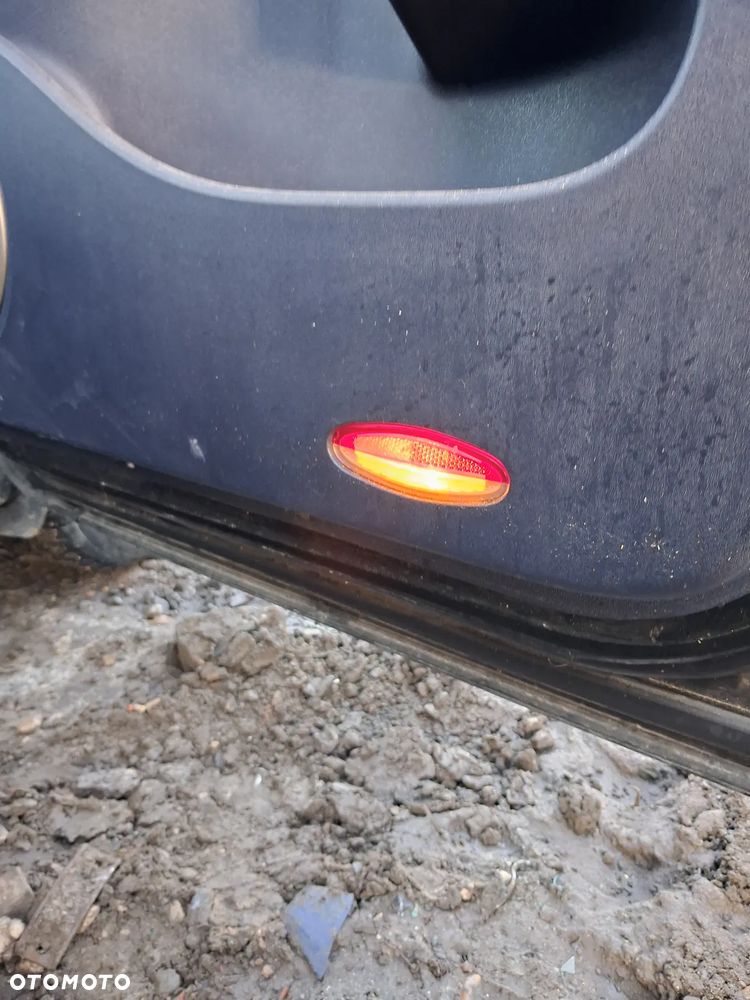 Renault espace IV drzwi prawy przod nv676 - 5