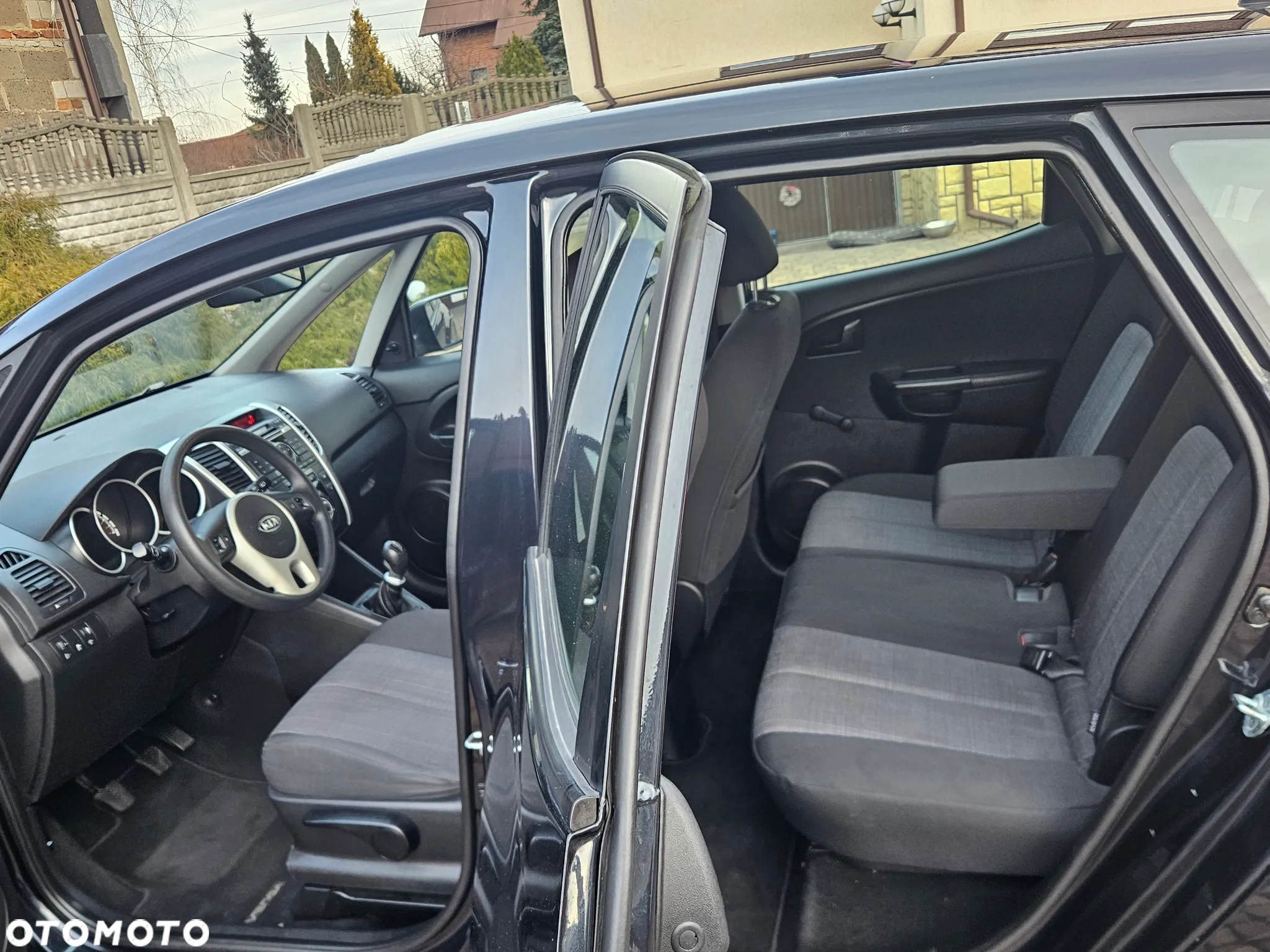 Kia Venga 1.4 CVVT Fifa World Cup Edition - 9
