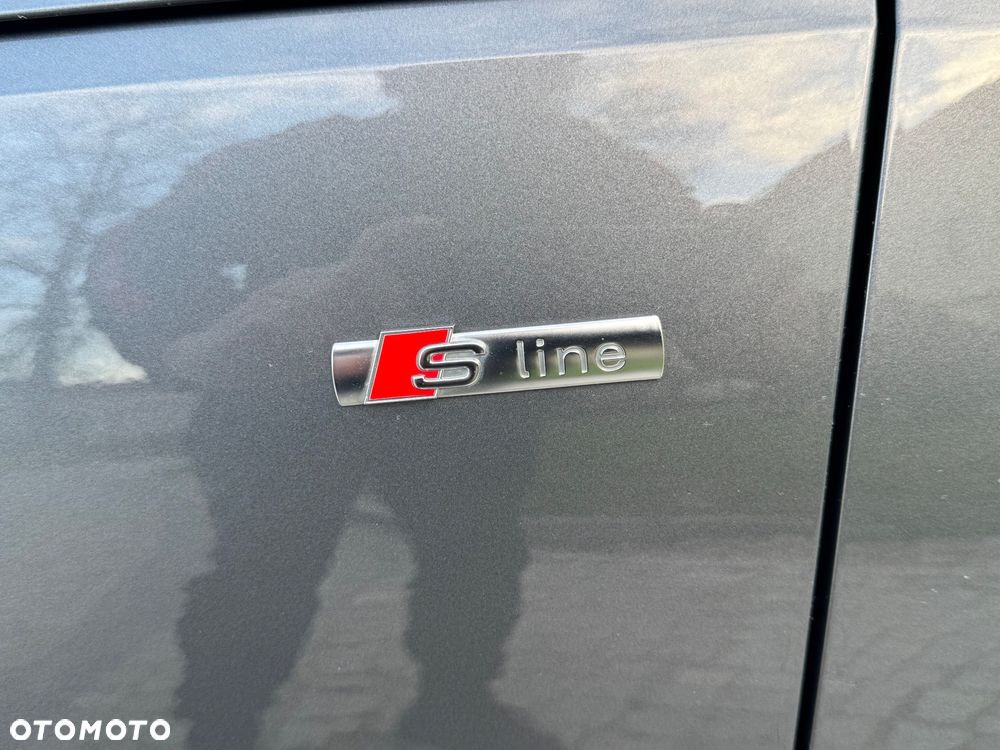 Audi A4 Avant 2.0 TDI S tronic - 18