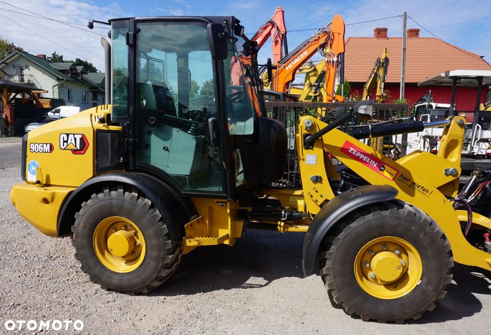 Caterpillar CAT 906 - 2
