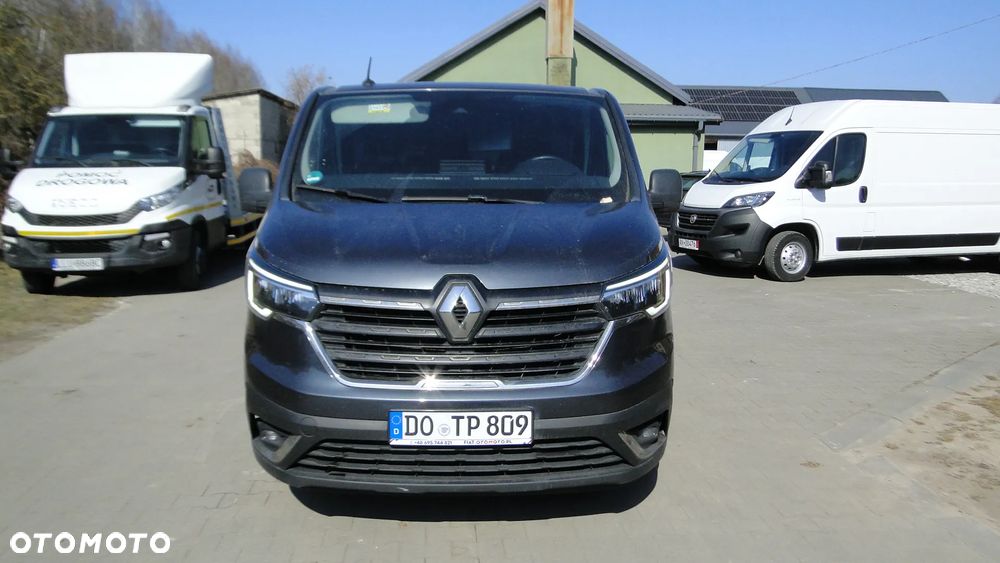 Renault Trafic - 2